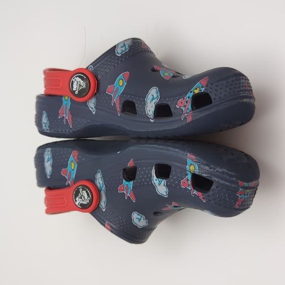 Crocs Rocket Classic Graphic Clog Shoes - C8 - Picture 2 of 11